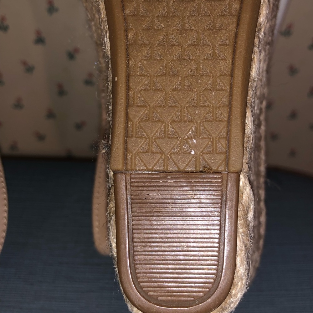 TOMS Cream Canvas Wedge Sandals - Picture 6 of 7